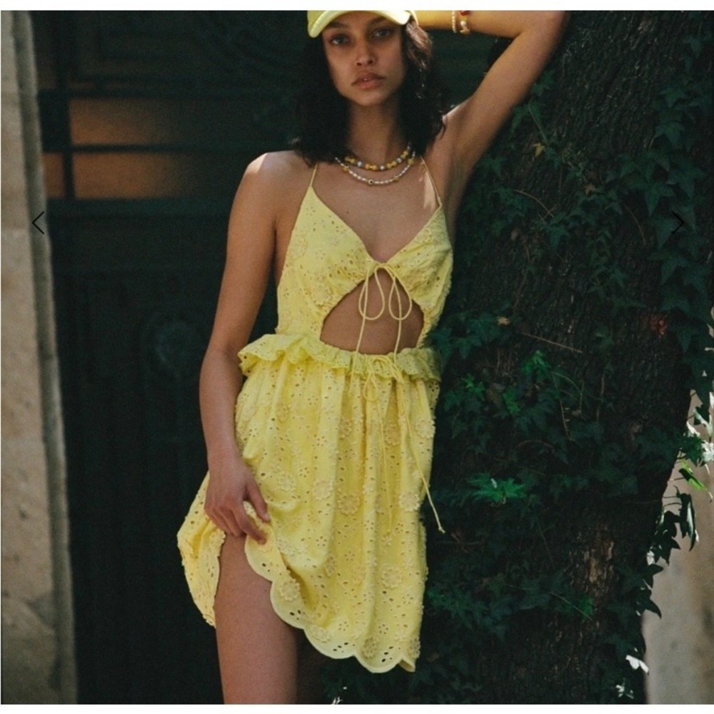 NEW For Love and‎ Lemons Natalia Large Mini Dress Yellow Embroidered Eyelet